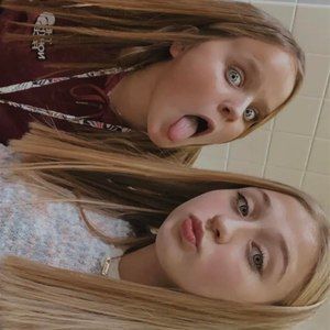 Meet your Posher, Avery